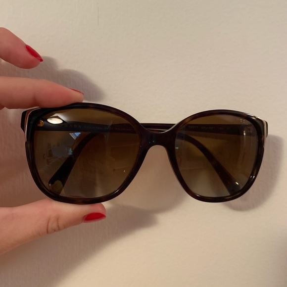 prada spr 010 sunglasses